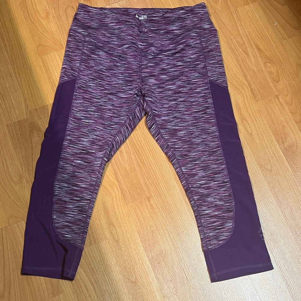2/$35 NWOT Kyodan Cropped Leggings Mesh Bottoms (Medium) *Purple Heathered